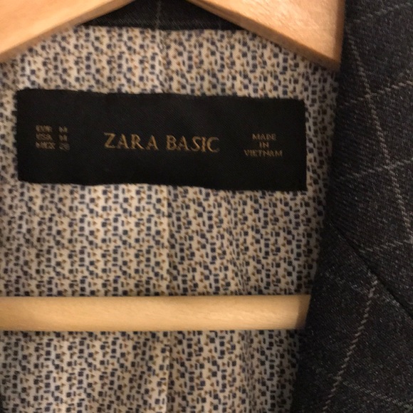 Zara jacket size M (used in excellent conditions) - Picture 3 of 3